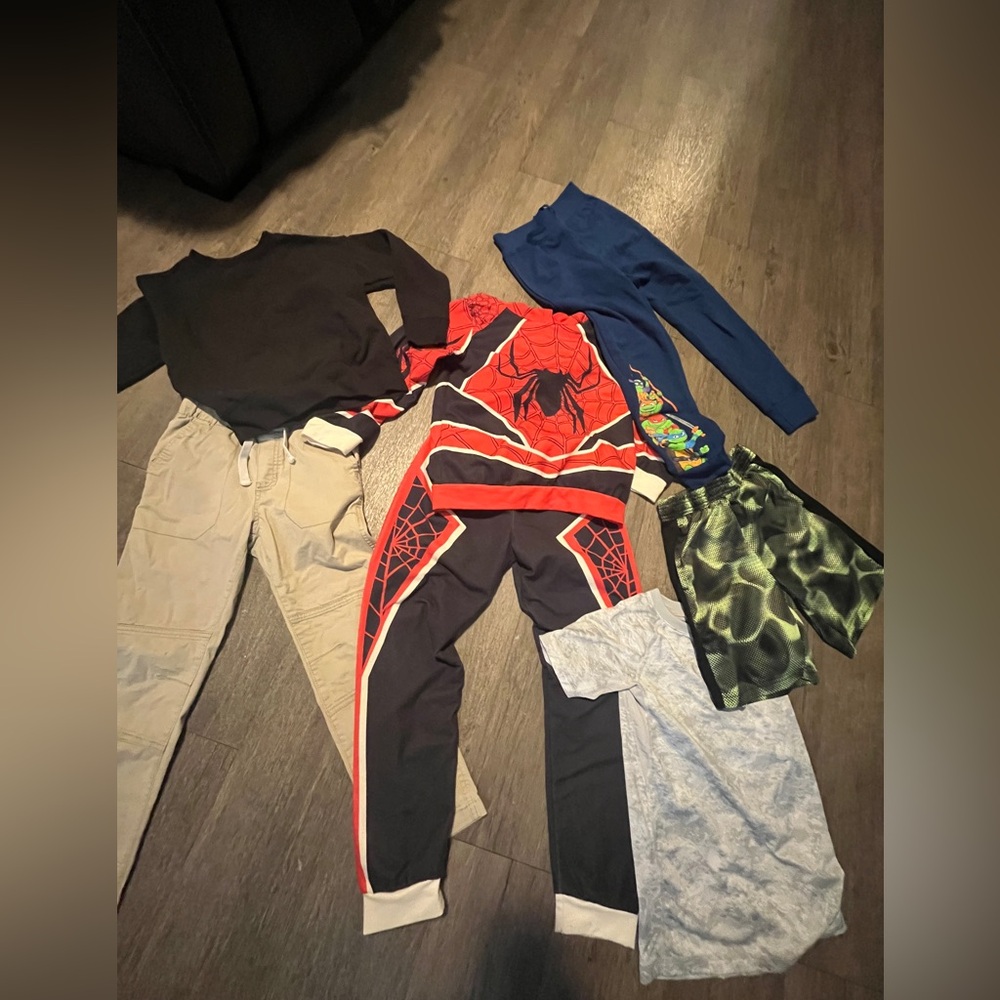 Boys size 7 clothes lot.